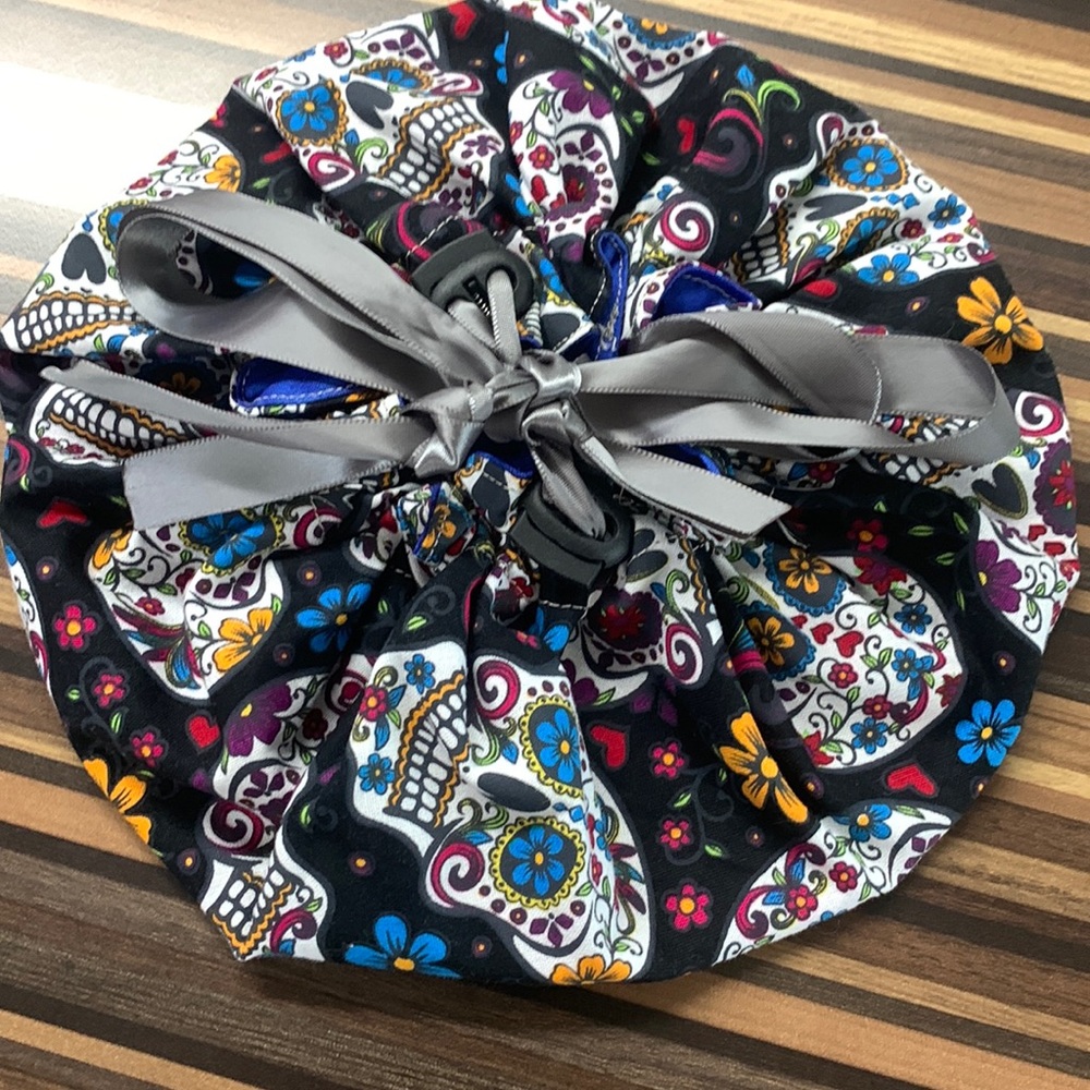 Cinch makeup bag